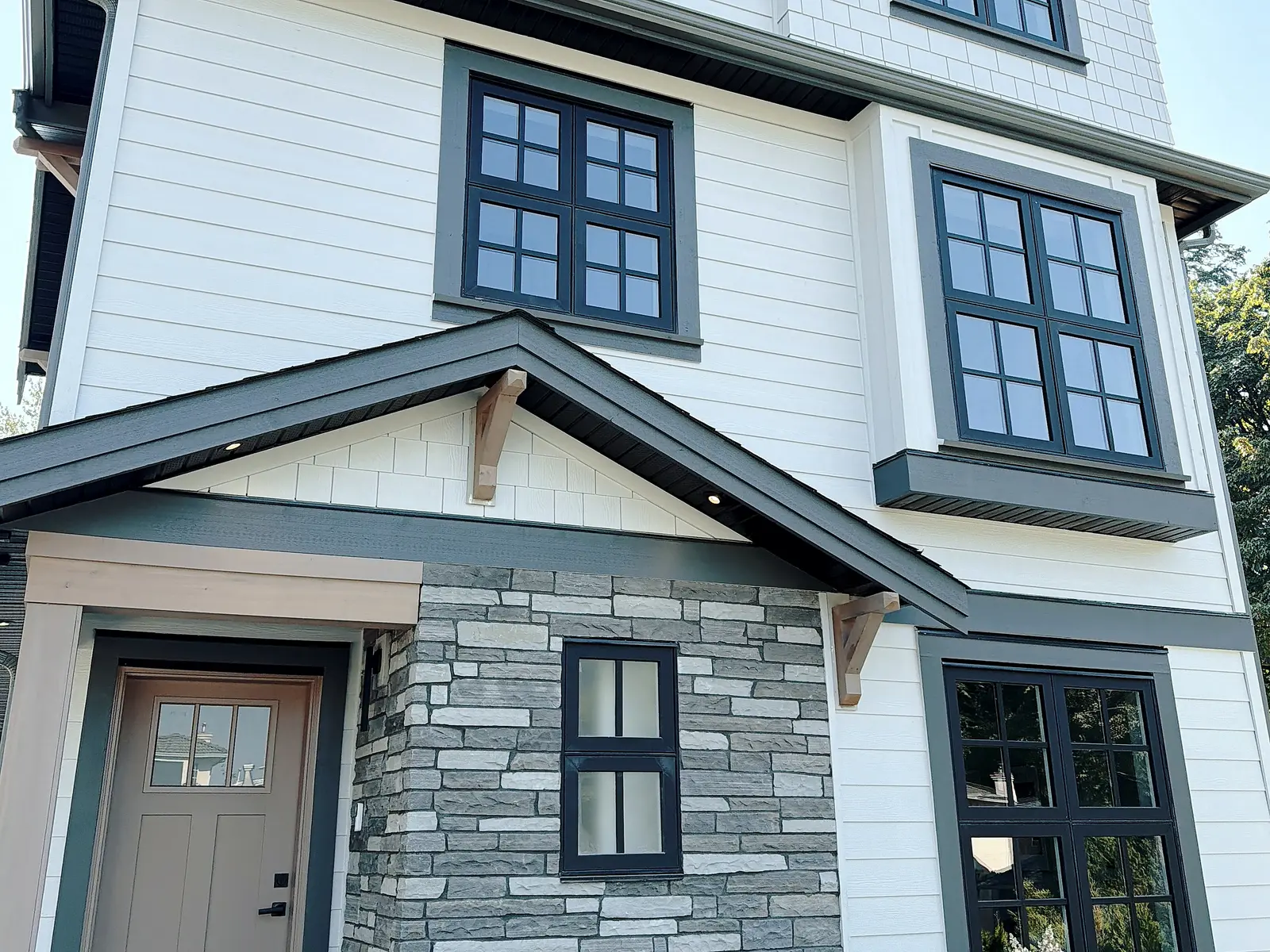 Hardie & Fiber-Cement Siding, completed elevation by Moonrise Construction, Fraser Valley