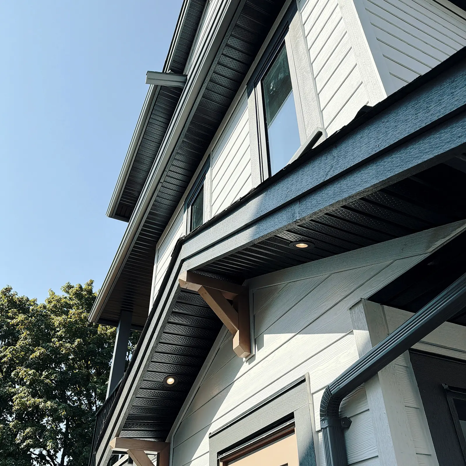 Hardie & Fiber-Cement Siding, craftsmanship close-up by Moonrise Construction, Fraser Valley