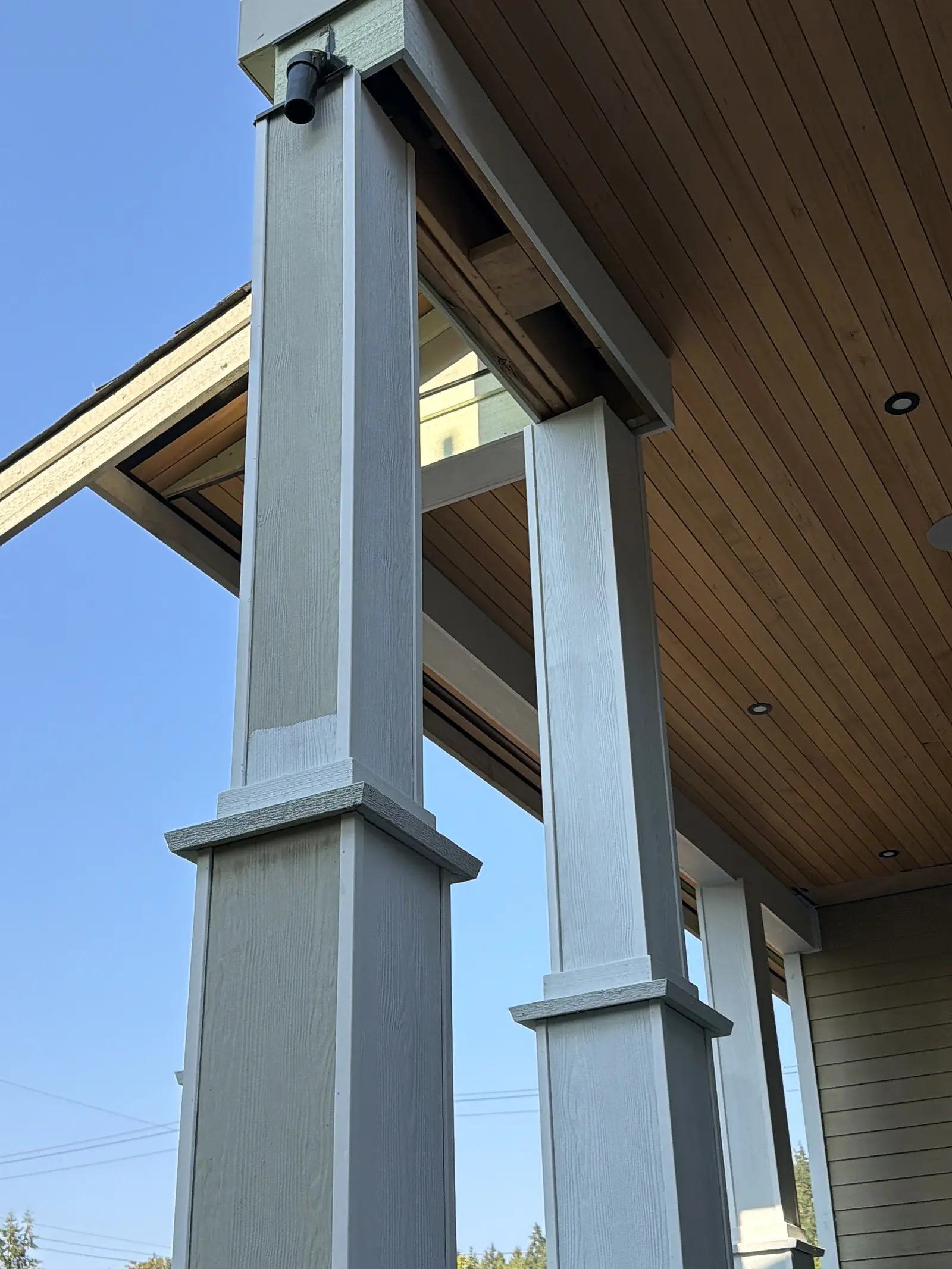 Soffits & Cedar Woodwork, siding profile detail by Moonrise Construction, Fraser Valley